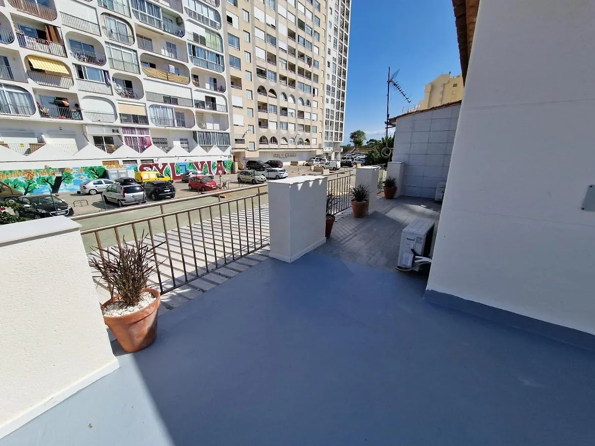 Casa Neptuno Para 10 Personas Solarium Patio Privado Con Bbq, Y Aire Acondicionado Empuriabrava Holiday home