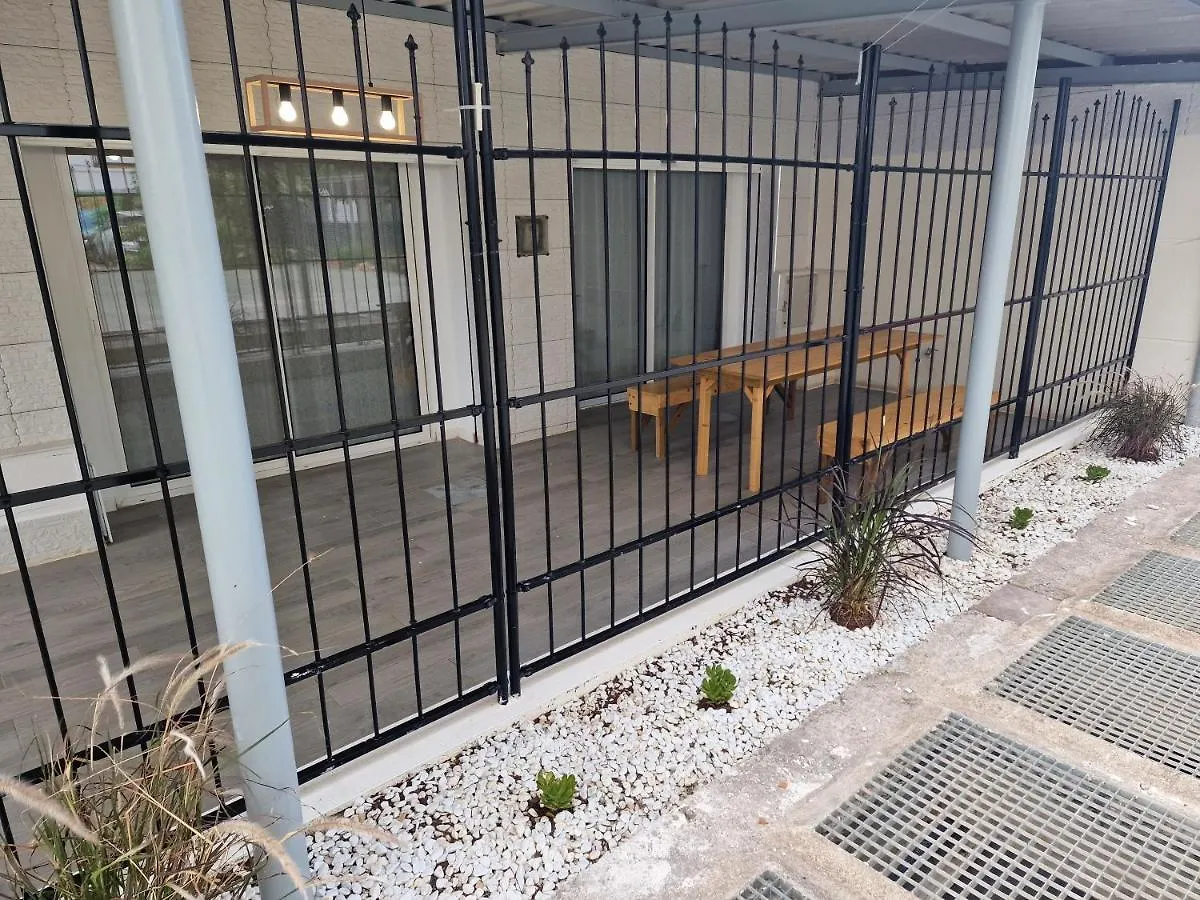 Casa Neptuno Para 10 Personas Solarium Patio Privado Con Bbq, Y Aire Acondicionado Empuriabrava 0*,