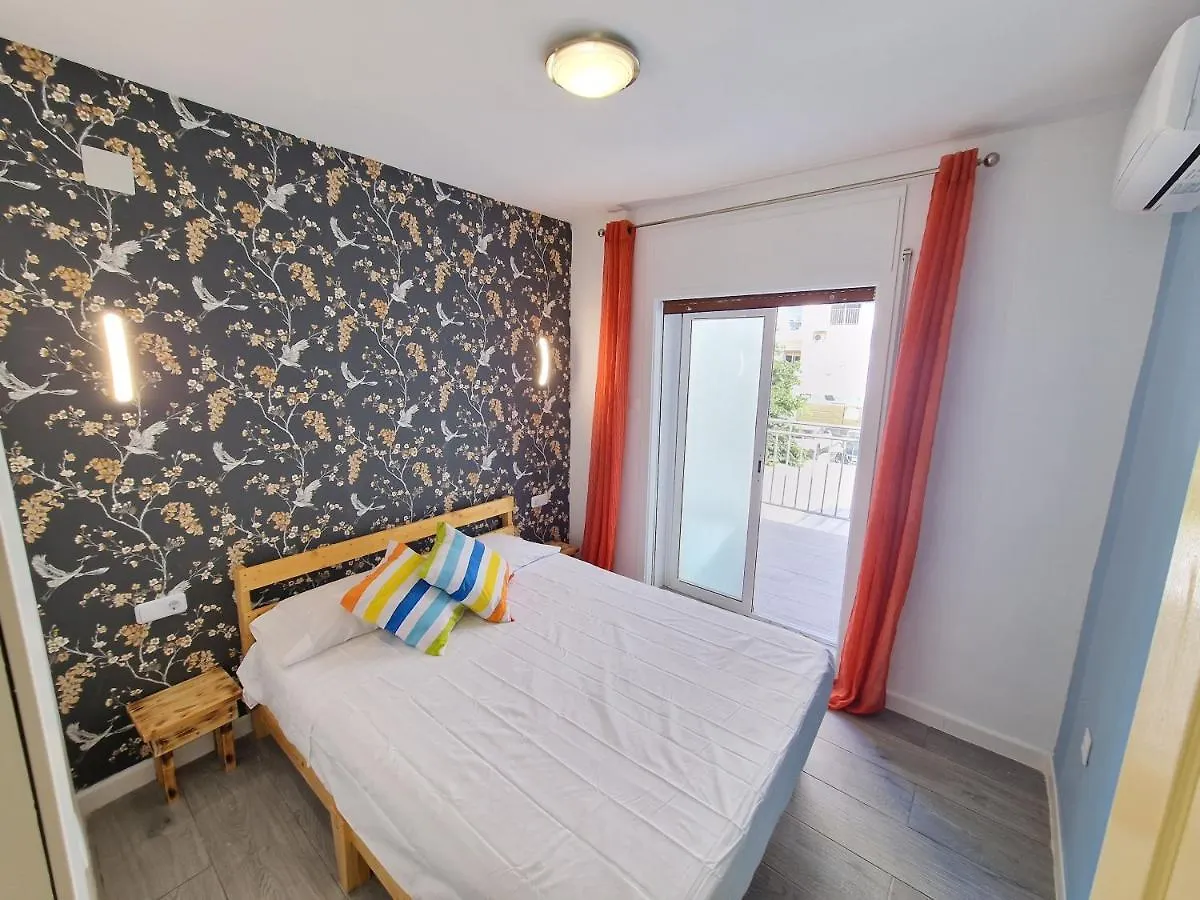 Holiday home Casa Neptuno Para 10 Personas Solarium Patio Privado Con Bbq, Y Aire Acondicionado Empuriabrava