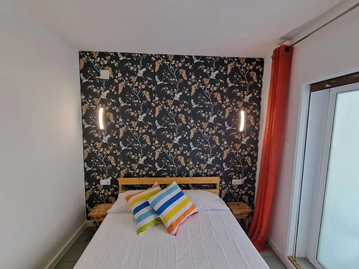 Casa Neptuno Para 10 Personas Solarium Patio Privado Con Bbq, Y Aire Acondicionado Empuriabrava