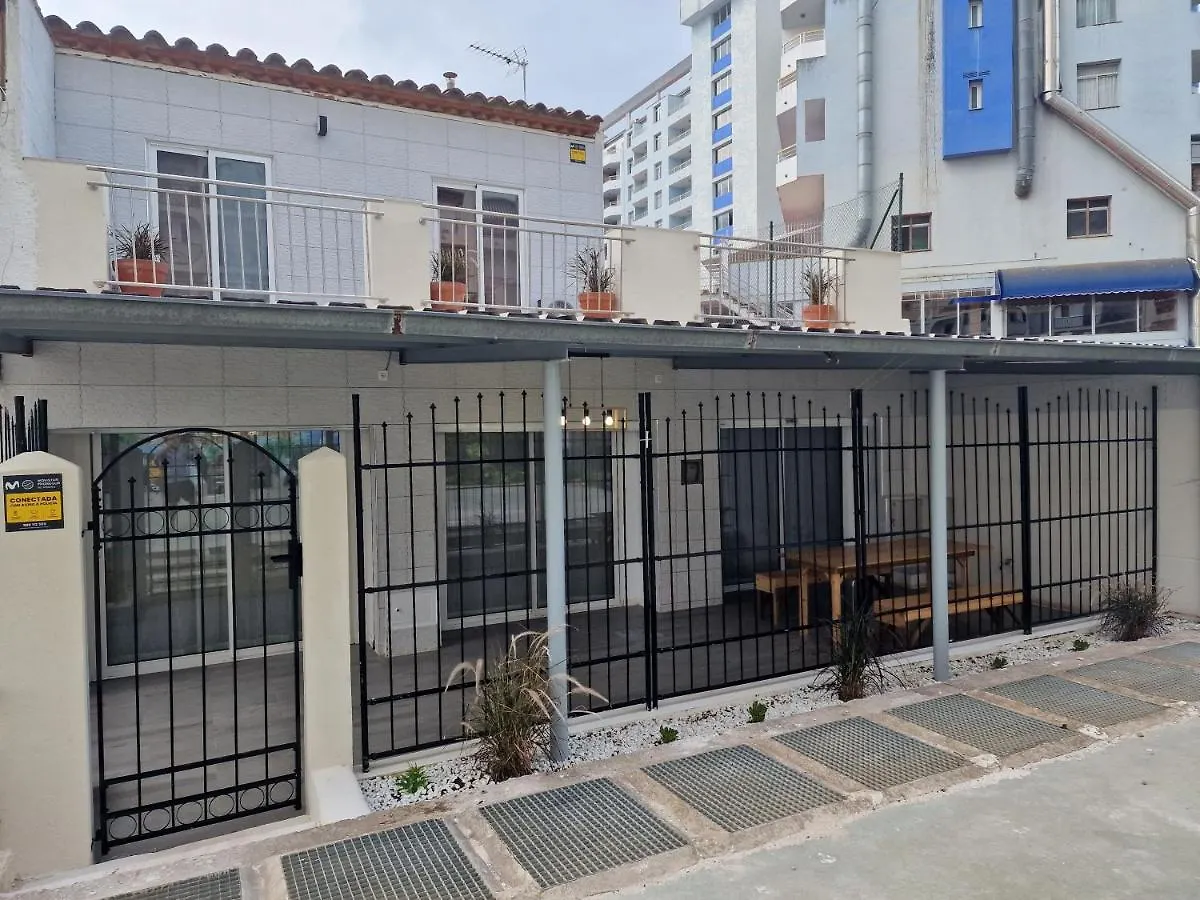 Holiday home Casa Neptuno Para 10 Personas Solarium Patio Privado Con Bbq, Y Aire Acondicionado Empuriabrava